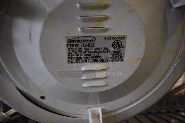 Brentwood TS-480S Metal Countertop Rice Cooker. 120 Volts, 1 Phase. 13x10x9 - Image 4 of 5