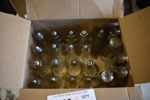 ALL ONE MONEY! Lot of 22 Various Salt Shakers. Includes 2x2x4.5