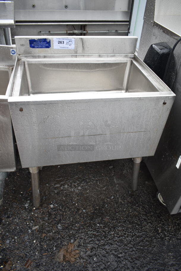 Stainless Steel Commercial Ice Bin w/ Cold Plate. 