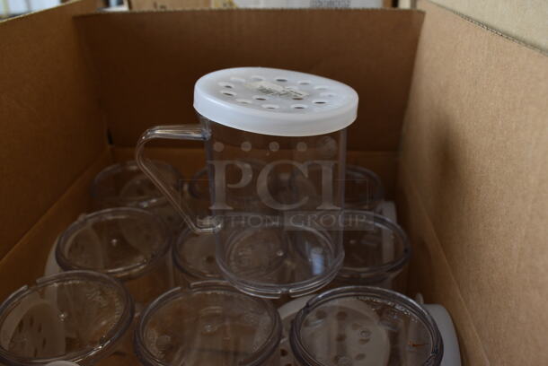 ALL ONE MONEY! Lot of 12 BRAND NEW IN BOX! Cambro Clear Poly Seasoning Shakers w/ Lids. 4.5x3x4