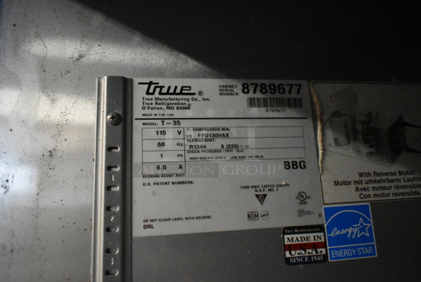 2016 True T-35 ENERGY STAR Stainless Steel Commercial 2 Door Reach In Cooler w/ Poly Coated Racks on Commercial Casters. 115 Volts, 1 Phase. Tested and Does Not Power On - Image 5 of 6