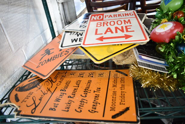 ALL ONE MONEY! Tier Lot of Various Items Including Christmas Lights, Garland, Wreath, Signs - Image 11 of 11
