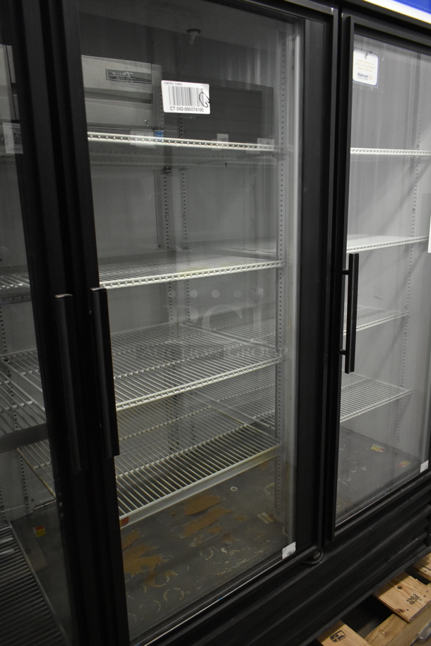 True GDM-72 Metal Commercial 3 Door Reach In Cooler Merchandiser w/ Poly Coated Racks. 115 Volts, 1 Phase. Tested and Does Not Power On - Image 5 of 8