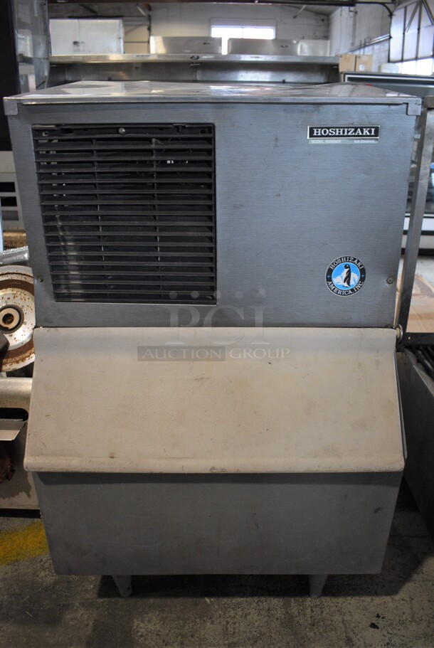 Hoshizaki Model KM-250BWE Metal Commercial Ice Machine Head on Bin. 115-120 Volts, 1 Phase. 25x30x39 - Image 1 of 5