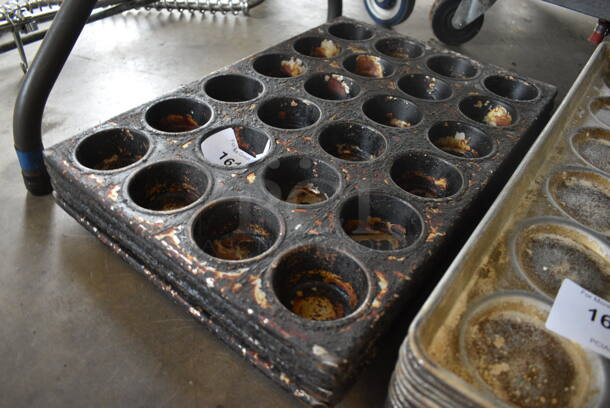 4 Metal 24 Cup Muffin Baking Pans. 14x21x1.5. 4 Times Your Bid! - Image 2 of 3