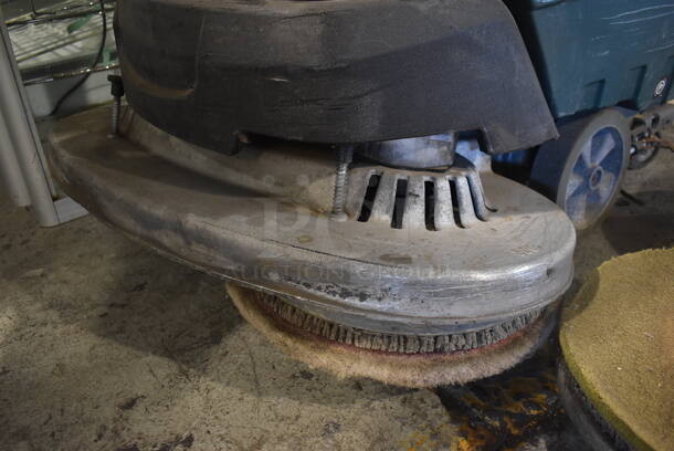 Nobles Speed Scrub SS Scrubber Floor Speed With A Hose And 3 Additional Disks. 115V Tested And Does Not Power On - Image 4 of 10