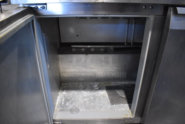 Continental SW48-12 Stainless Steel Commercial Sandwich Salad Prep Table Bain Marie Mega Top on Commercial Casters. 115 Volts, 1 Phase. 48x30x42. Tested and Working! - Image 5 of 7