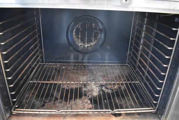 Blodgett Mark V Stainless Steel Commercial Electric Powered Full Size Convection Oven w/ Solid Doors and Thermostatic Controls on Metal Legs. 200-230 Volts, 3 Phase. 38x40x55 - Image 4 of 5