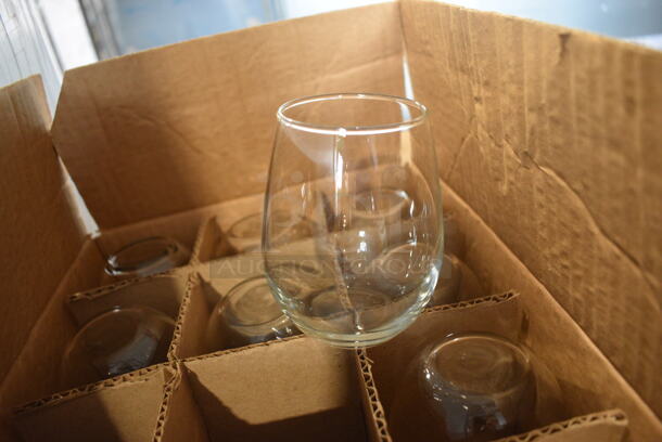 44 BRAND NEW IN BOX! Libbey Stemless White Wine Glasses. 3x3x4. 44 Times Your Bid!
