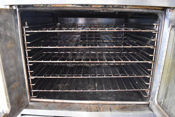 Sunfire SDG-1 Commercial Stainless Steel Natural Gas Powered Convection Oven With Steel Racks on Galvanized Legs. 80,000BTU.  - Image 4 of 6