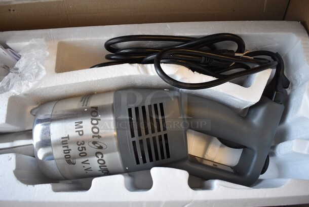 BRAND NEW IN BOX! Robot Coupe Model MP 350 V.V. Stainless Steel Commercial Immersion Blender. 120 Volts, 1 Phase. 5x5x29. - Image 2 of 6