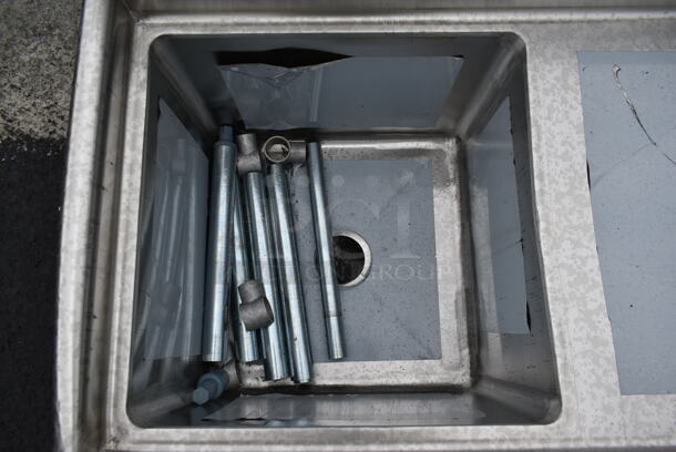 BRAND NEW SCRATCH AND DENT! Regency 600S1181818R Stainless Steel Commercial Single Bay Sink w/ Right Side Drain Board. Comes w/ Legs. - Image 5 of 5