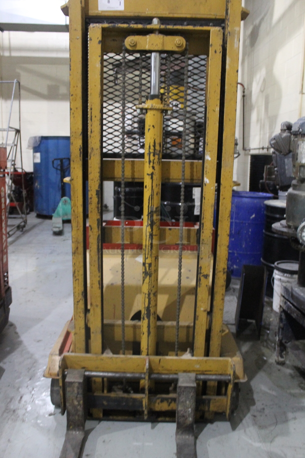 Metal Commercial Electric Powered Narrow Aisle Single Reach Forklift. BUYER MUST REMOVE - Image 4 of 6