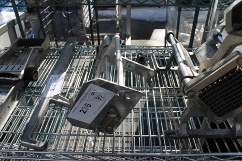 Metal Tuna Can Press Piece.