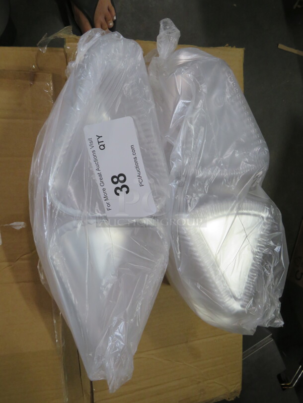 One Lot Of To Go Pie Slice Containers. - Image 1 of 2