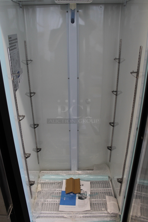 BRAND NEW SCRATCH AND DENT! 2023 Avantco 178GDC15HCB Metal Commercial Single Door Reach In Cooler Merchandiser w/ Poly Coated Racks. 115 Volts, 1 Phase. Tested and Working! - Image 5 of 5