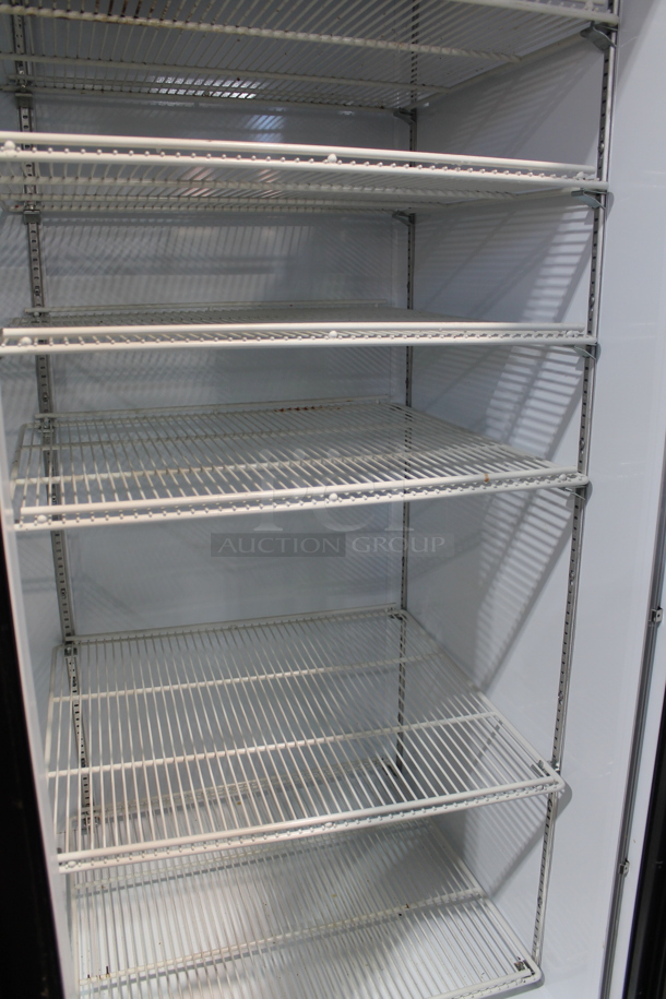 Beverage Air LV49HC-1-B Metal Commercial 2 Door Reach In Cooler Merchandiser on Commercial Casters. 115 Volts, 1 Phase. Tested and Working! - Image 5 of 7