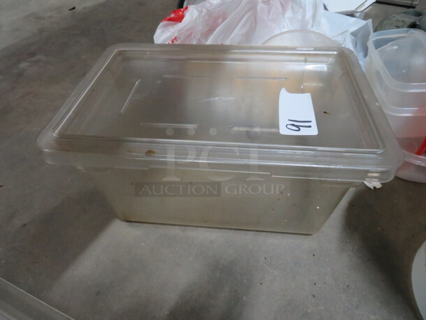 One 4.75 Gallon Food Storage Container With Lid.