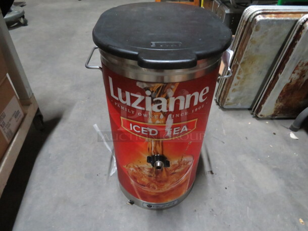 One Bunn Tea Satellite With Lid. - Image 1 of 1