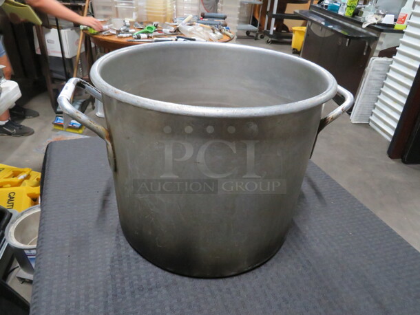 One Aluminum Stock Pot. 13X10 - Image 1 of 1