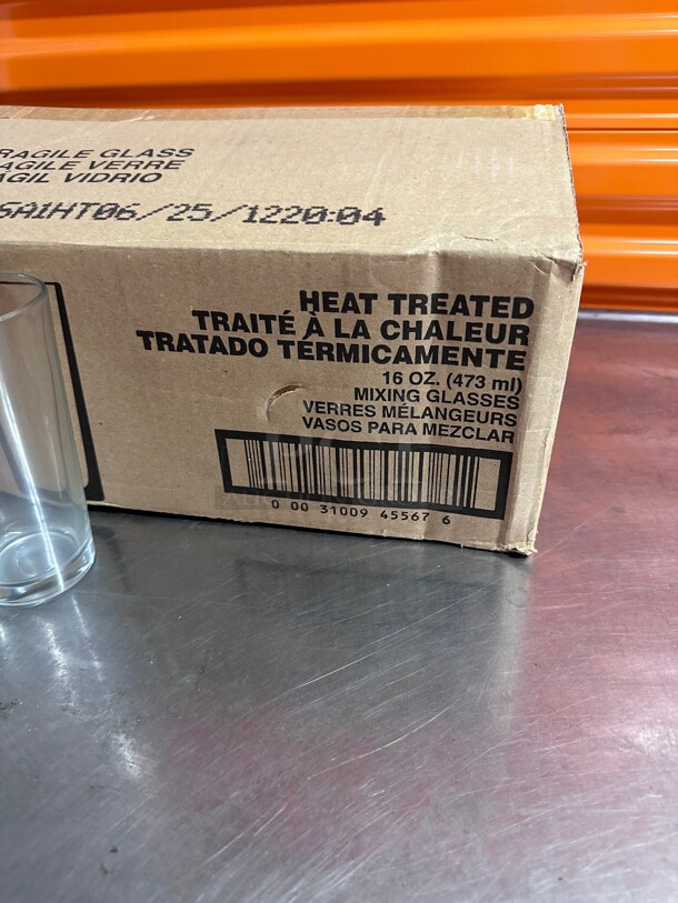 New! Libbey Restaurant Basics 16 oz. Customizable Rim Tempered Mixing Glass / Pint Glass NSF Heavy Duty  - Image 4 of 4