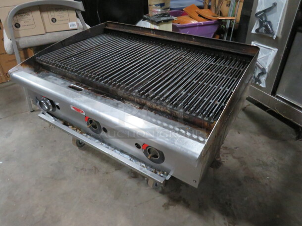 One Star Max Natural Gas Griddle. 36X26X16 - Image 2 of 2