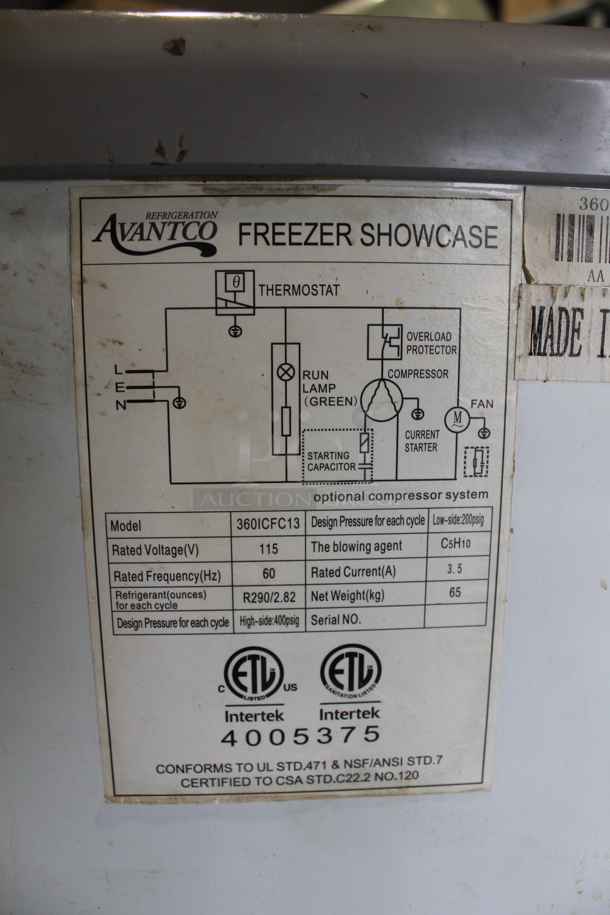 Avantco 360ICFC13 Metal Commercial Floor Style Chest Freezer Merchandiser on Commercial Casters. 115 Volts, 1 Phase. Tested and Working! - Image 10 of 11