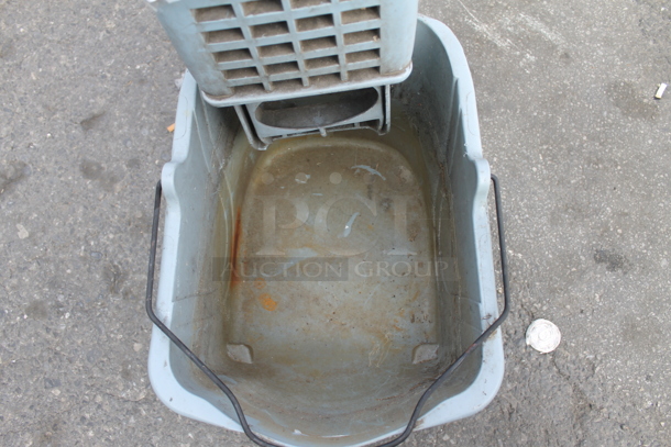 Lavex Blue Mop Bucket On Commercial Casters. - Image 2 of 5