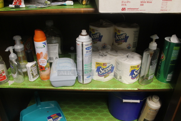 Wooden 2 Door Cabinet w/ Contents. - Image 5 of 6