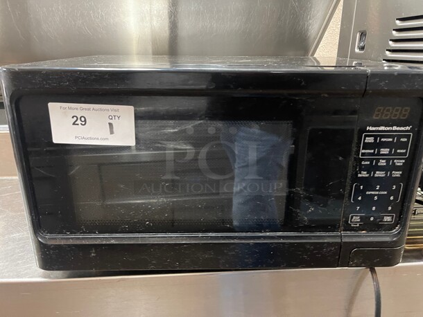 working! Hamilton Beach 1.1 Cu. Ft. Black Digital Microwave Oven 110 Volt Tesed and Working - Image 3 of 9