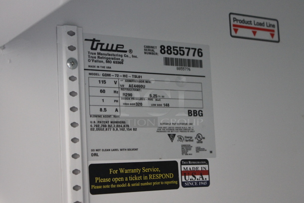 2016 True GDM-72-HC-TSL01 Metal Commercial 3 Door Reach In Cooler Merchandiser w/ Poly Coated Racks. 115 Volts, 1 Phase. Tested and Powers On But Does Not Get Cold - Image 3 of 6