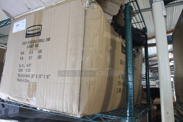 6 BRAND NEW IN BOX! Rubbermaid 539F1200 Small End Loader Portable Insulated Catering Bags. 6 Times Your Bid! - Image 4 of 5