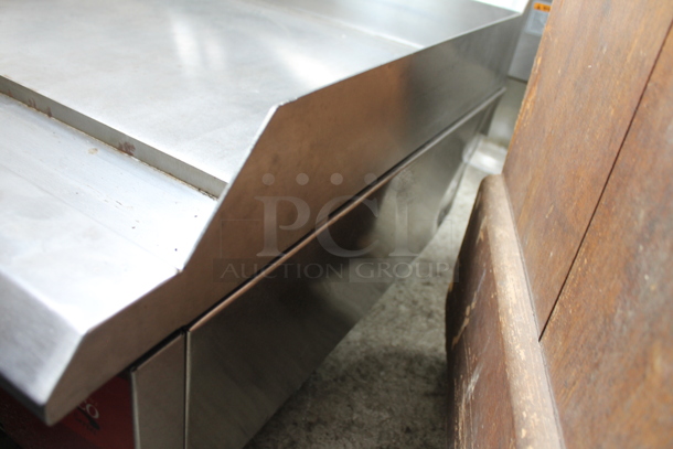 2021 Avantco 177CAG24TG Stainless Steel Commercial Countertop Natural Gas Powered Flat Top Griddle. 35,000 BTU. - Image 5 of 8