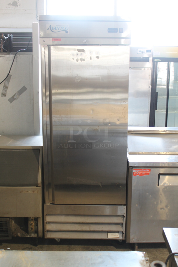 Avantco 178CFD1RR Stainless Steel Commercial Single Door Reach In Cooler on Commercial Casters. 115 Volts, 1 Phase. Tested and Powers On But Does Not Get Cold - Image 2 of 7