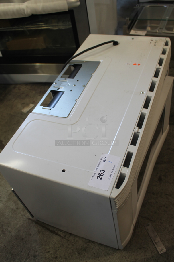Sharp R-1406-T Metal Microwave Oven. 120 Volts, 1 Phase. - Image 5 of 7