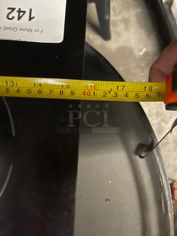 Nice! True Induction  True Induction 24-in 2 Elements Coil Black Electric Cooktop NSF 115 Volt Tested and Working! - Image 7 of 9