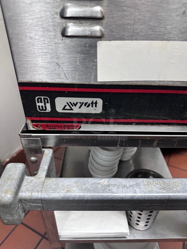 Working! APW W-3VI Countertop Food Warmer - Wet w/ (1) Full Size Pan Wells, 120v NSF Tested and Working! - Image 7 of 9