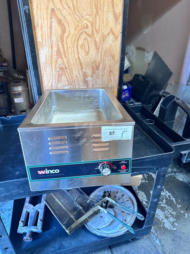 Working! Winco FW-5600 Countertop Food Warmer - Wet w/ (4) 1/3 Pan Wells, 120v NSF Tested and Working! - Image 2 of 6