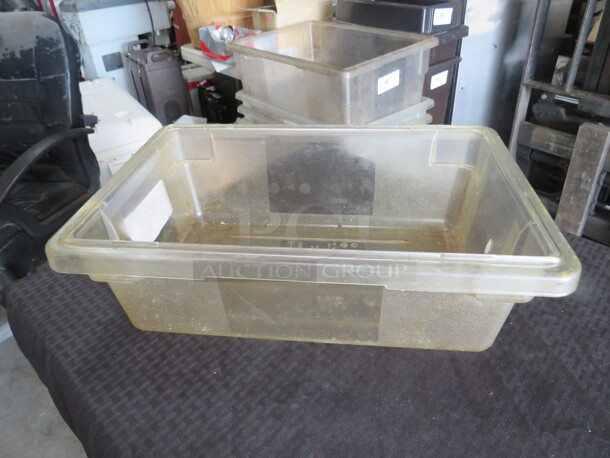 One Rubbermaid 3.5 Gallon Food Storage Container. - Image 1 of 1