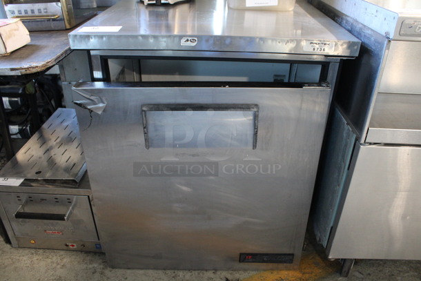 True Model TUC-27 Stainless Steel Commercial Single Door Undercounter Cooler. Door Needs To Be Reattached. 115 Volts, 1 Phase. 27.5x30x33. Tested and Powers On But Does Not Get Cold