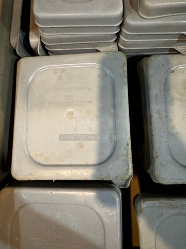 ALL ONE MONEY Lot of Rubbermaid Lids - Image 2 of 3