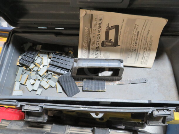 One Tool Box With Assorted Tools. - Image 2 of 3