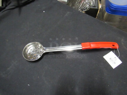 NEW 2oz Stainless Steel Perforated Spoodle. 2XBID