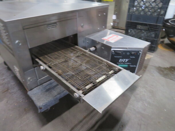 One Lincoln Impinger DTF Dual Tech Finisher, Pizza Oven. Model# 1921-4B. 208 Volt. 3 Phase. 55X23.5X14 - Image 2 of 4