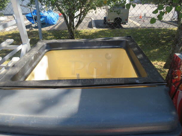 One 8 Flavor Soda/Ice Dispenser. 32X34X38 - Image 2 of 3