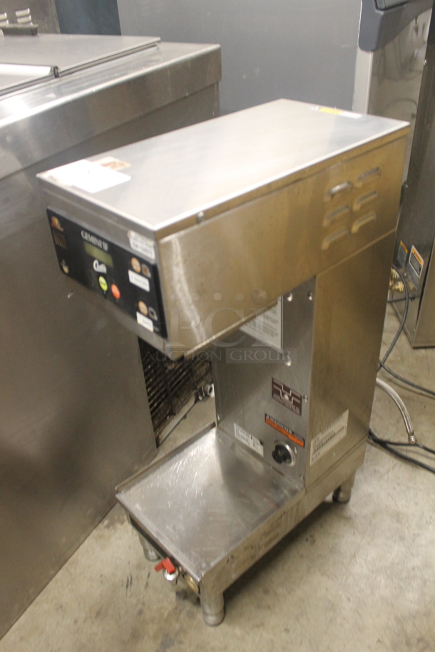 Curtis GEMSIF10A2419 Stainless Steel Commercial Countertop Coffee Machine w/ Hot Water Dispenser. 220 Volts, 1 Phase.  - Image 3 of 6