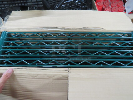 NEW Green Metro Shelf. 36X24. 4XBID