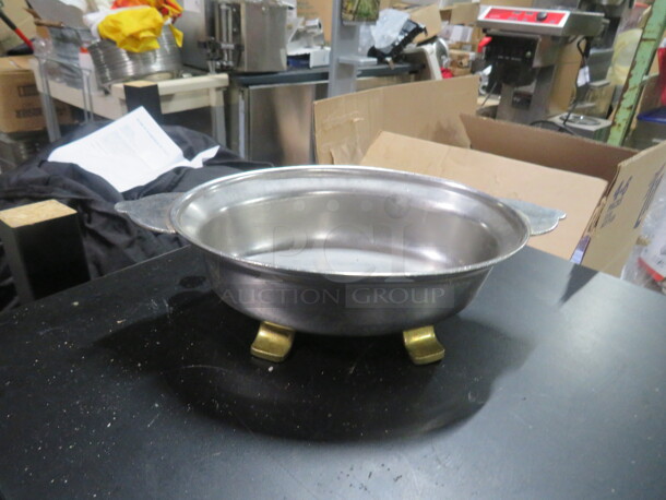 9X5X2.5 Stainless Steel Gold Footed Appetizer Dish. 7XBID