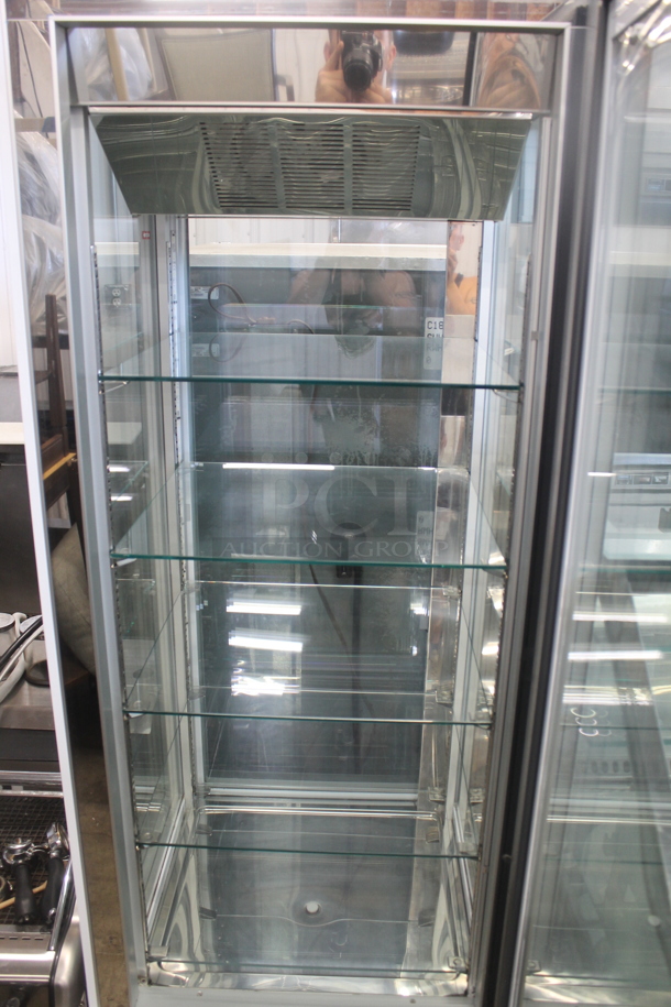 Longoni Metal Commercial Single Door Reach In Freezer Merchandiser on Commercial Casters. Cannot Test Due To Plug Style - Image 4 of 7