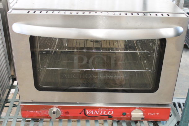 BRAND NEW SCRATCH AND DENT! Avantco 177CO14 Stainless Steel Commercial Countertop Electric Powered Quarter Size Convection Oven. 120 Volts, 1 Phase. Tested and Working! - Image 2 of 5